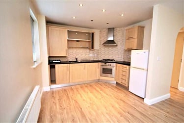 2 bed flat, Ladybank Avenue, Deepdale, Preston, PR29LY - Image 4