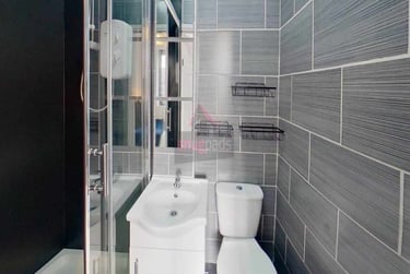 1 bed flat, Salford, Seedley, M55JJ - Image 14