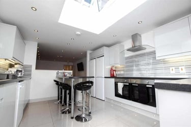 7 bed house, Tiverton Road, Selly Park, Birmingham, B296DA - Image 4