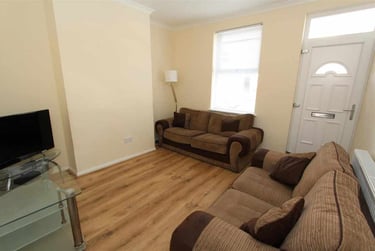 4 bed house, Pomona Street, Sharrow, Sheffield, S118JN - Image 2