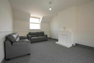 5 bed flat, Oak Tree Lane, Selly Oak, Birmingham, B296HX - Image 3