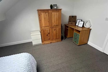 3 bed flat, Cowlishaw Road, Sharrowvale, Sheffield, S118XE - Image 7