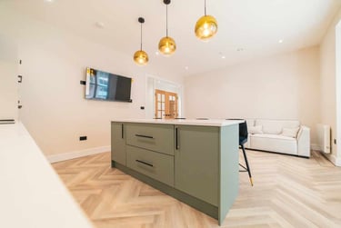 3 bed flat, City Centre, Cardiff, CF103DQ - Image 12