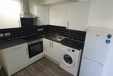 1 bed flat, 2, 20, Cathays, Cardiff, CF244BZ - Image 3