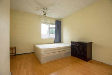 4 bed flat, Hubert Croft, Selly Park, Birmingham, B296DU - Image 12