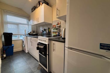 1 bed flat, Splott, Cardiff, CF241PP - Image 3