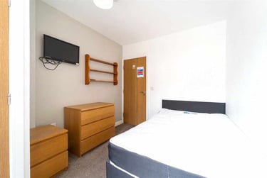 1 bed house, Heeley Road, Selly Park, Birmingham, B296EL - Image 13