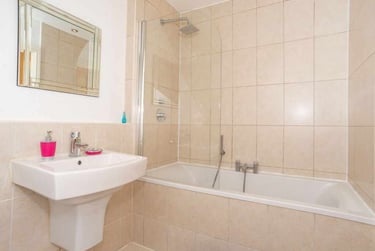 3 bed flat, Knighton Road, Stoneygate, Leicester, LE23HL - Image 2