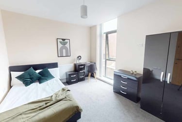 4 bed house, White Friars, Highfields, Leicester, LE15NF - Image 11