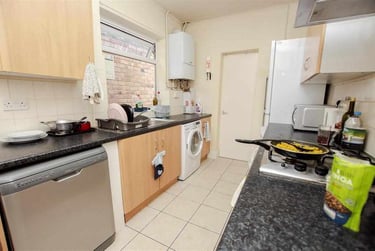 5 bed house, Selly Hill Road, Selly Park, Birmingham, B297DL - Image 3