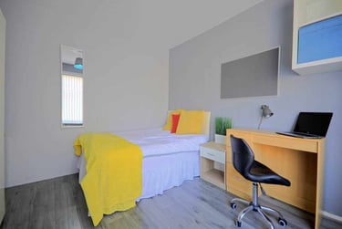 5 bed house, Everton, Low Hill, Liverpool, L38BU - Image 3