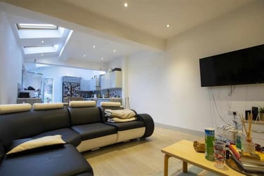 6 bed house, Tiverton Road, Selly Park, Birmingham, B296BT - Image 2