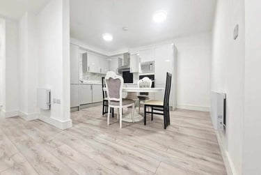 2 bed flat, Lune Street, City Centre, Preston, PR12NN - Image 2