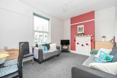 3 bed flat, Ecclesall Road, Sharrowvale, Sheffield, S118PY - Image 1