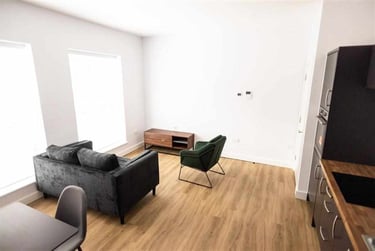 2 bed flat, 7 Cannon Street, City Centre, Preston, PR13PY - Image 2