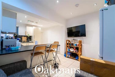 6 bed house, Tiverton Road, Selly Park, Birmingham, B296BP - Image 4