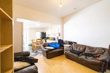 6 bed house, Harrow Road, Selly Park, Birmingham, B297DN - Image 2