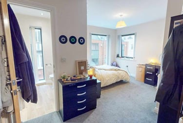 3 bed house, White Friars, Highfields, Leicester, LE15NF - Image 11