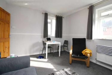 2 bed house, Wakefield Road, Earlham, Norwich, NR58JE - Image 3