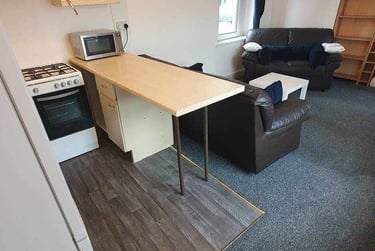 1 bed flat, N/A, Cathays, Cardiff, CF244DY - Image 2