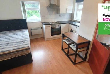 1 bed studio, 3, 95, Cathays, Cardiff, CF244HT - Image 1