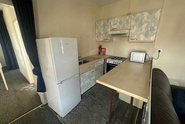 1 bed flat, N/A, Cathays, Cardiff, CF244DY - Image 6