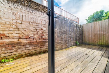 1 bed flat, Cathays, Cardiff, CF103EE - Image 10