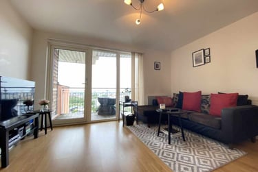 1 bed flat, Cardiff Bay, Sports Village, Cardiff, CF110SJ - Image 3