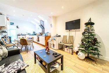 4 bed house, Exeter Road, Selly Park, Birmingham, B296EX - Image 2