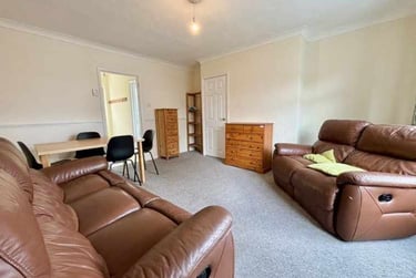 3 bed house, Beverley Road, Earlham, Norwich, NR58DL - Image 1