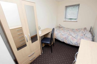 6 bed house, Hubert Road, Selly Park, Birmingham, B296EP - Image 4