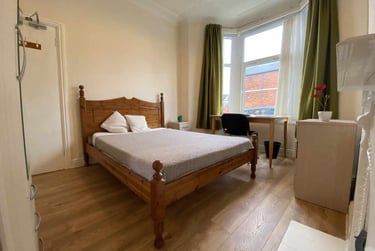 5 bed house, Cathays, Cardiff, CF244QP - Image 7