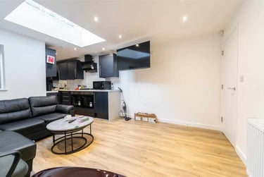 5 bed house, Boldmere Terrace, Katie Road, Selly Oak, Birmingham, B296JQ - Image 3