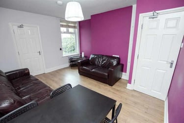 4 bed house, Oak Tree Lane, Selly Oak, Birmingham, B296JE - Image 2