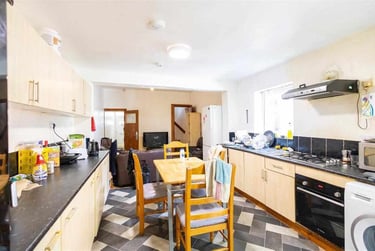 6 bed house, Harrow Road, Selly Park, Birmingham, B297DN - Image 4