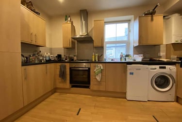 7 bed flat, Roath, Plasnewydd, Cardiff, CF243BT - Image 3