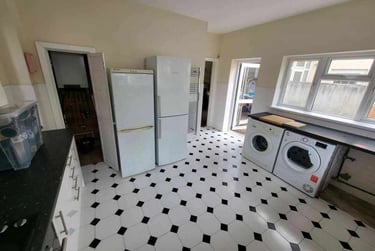 5 bed house, Lakeside, Penylan, Cardiff, CF235PH - Image 6