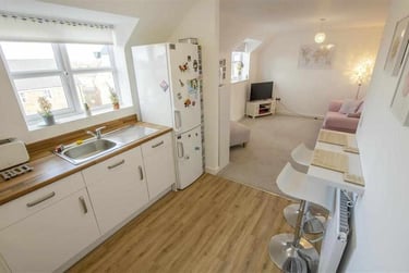 2 bed flat, Escelie Way, Selly Oak, Birmingham, B296GP - Image 4