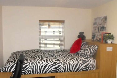 4 bed flat, 7 Tithebarn Street, City Centre, Preston, PR11DL - Image 3