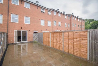 4 bed house, Blue Fox Close, City Centre, Leicester, LE30EE - Image 6