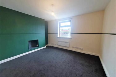 2 bed flat, Christian Road, City Centre, Preston, PR18NB - Image 2