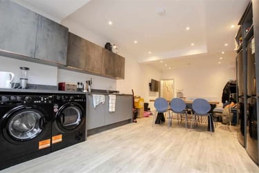 6 bed house, Heeley Road, Selly Park, Birmingham, B296EN - Image 3