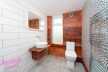 5 bed house, Ruskin Avenue, Rusholme, Manchester, M144DP - Image 1