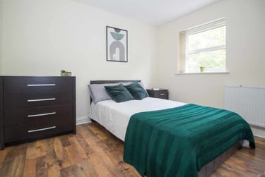 4 bed house, 5 Blue Fox Close, City Centre, Leicester, LE30EE - Image 3