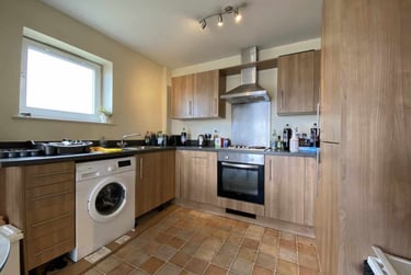 2 bed flat, Cardiff Bay, Grangetown, Cardiff, CF105NU - Image 2