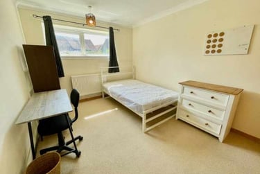 4 bed house, Webster Close, Clover Hill, Norwich, NR59DF - Image 7