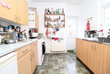 4 bed house, Roath, Plasnewydd, Cardiff, CF243EZ - Image 1