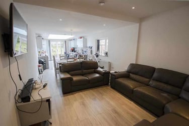 7 bed house, Luton Road, Selly Park, Birmingham, B297BN - Image 1