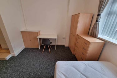1 bed studio, 1, 18, Cathays, Cardiff, CF244EP - Image 12