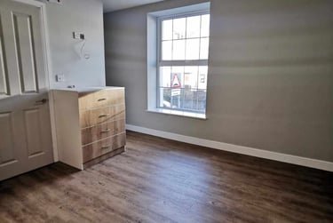 6 bed house, Mansel Street, City Centre, Swansea, SA15SN - Image 3